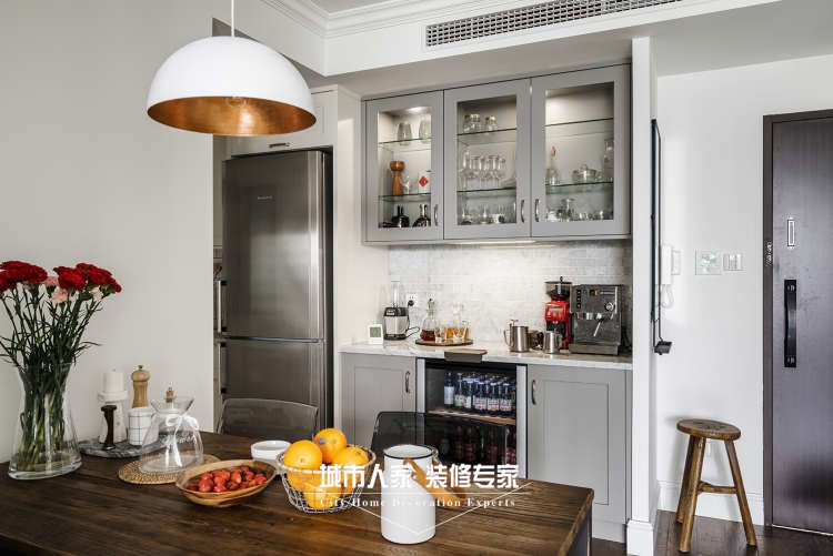 95平米兩居室室內(nèi)裝修 打造通透精致居家空間 95平米兩居室室內(nèi)裝修 打造通透精致居家空間